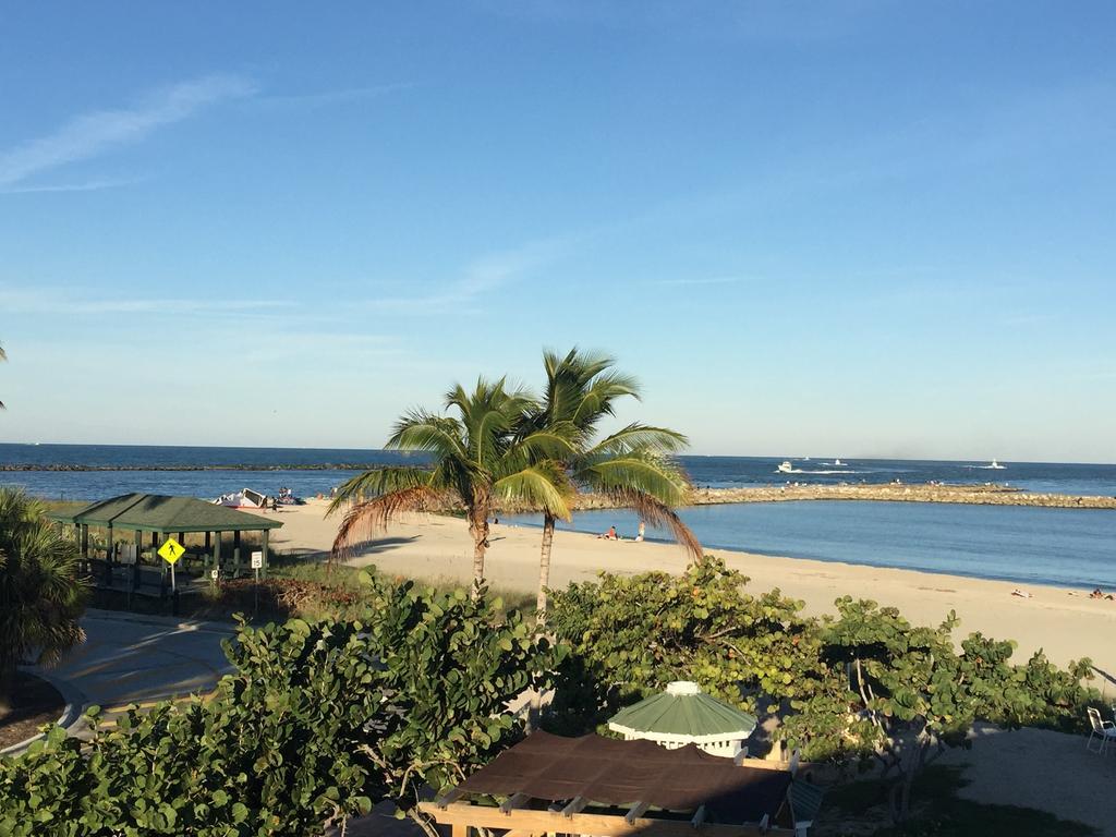 Rhumcay Beach Resort And Grille Fort Pierce Kültér fotó
